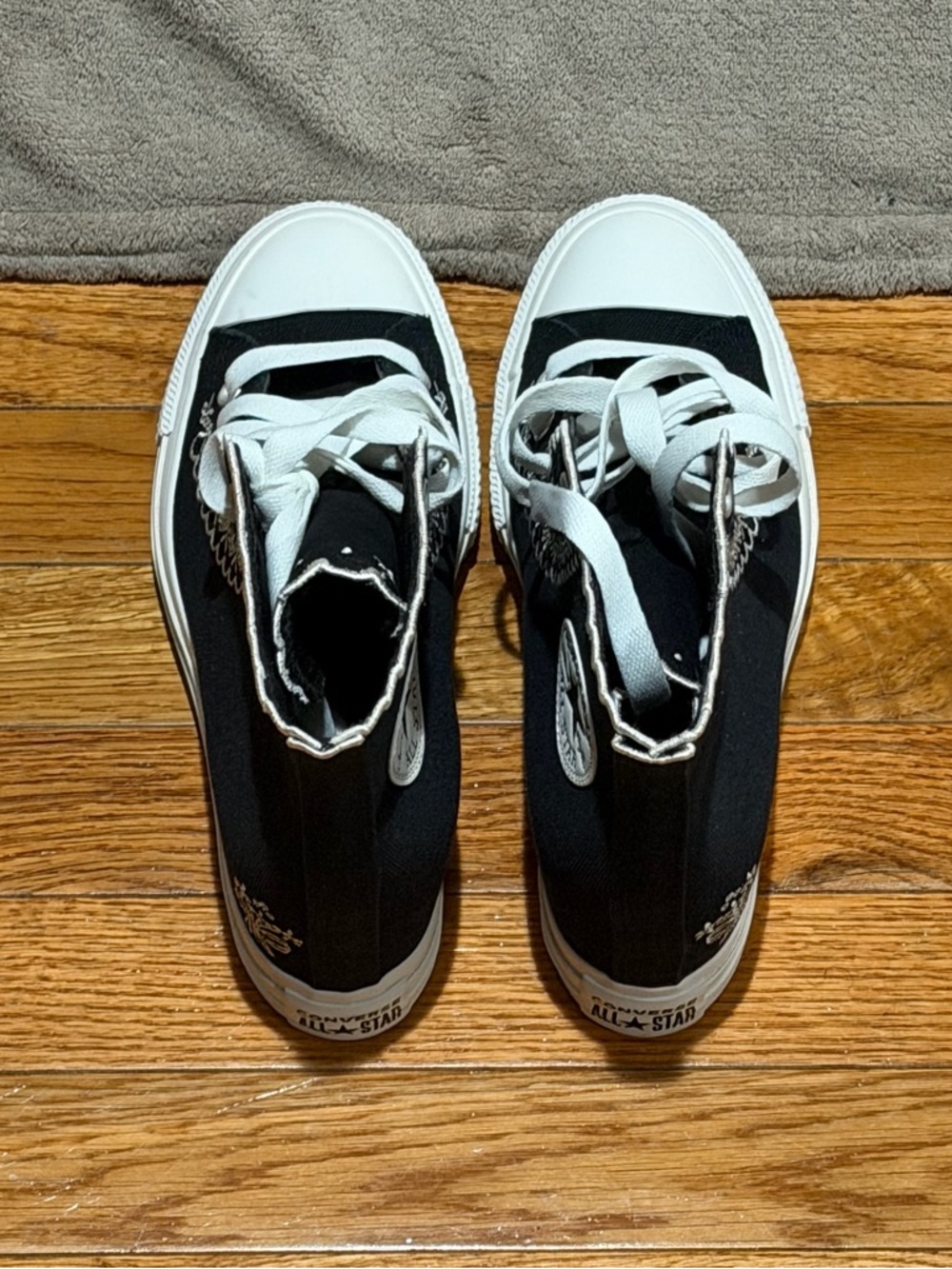 Converse Chuck Taylor All Star Wedge Platform High Flowers Black White Size 9.5 - Picture 4 of 8